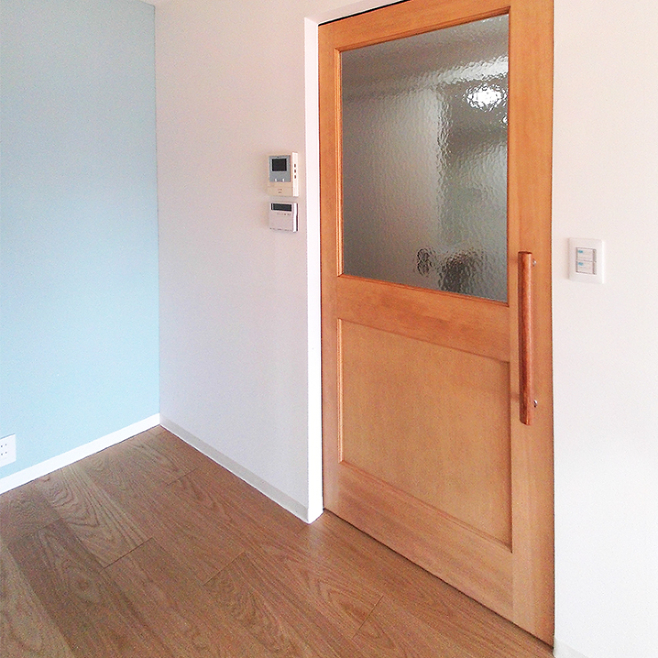 お家　木製玄関ドア　WORKS　施工実例