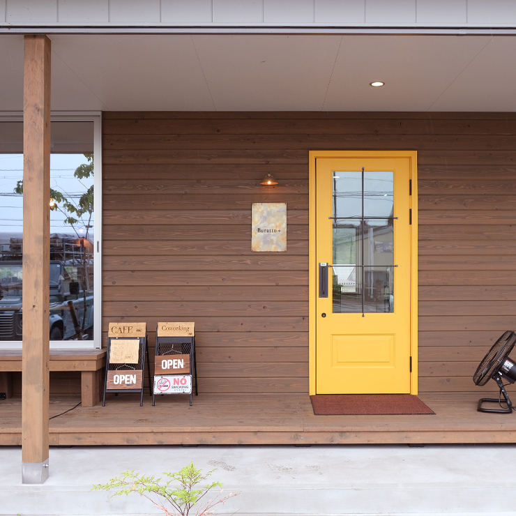 店舗　木製玄関ドア　WORKS　施工実例