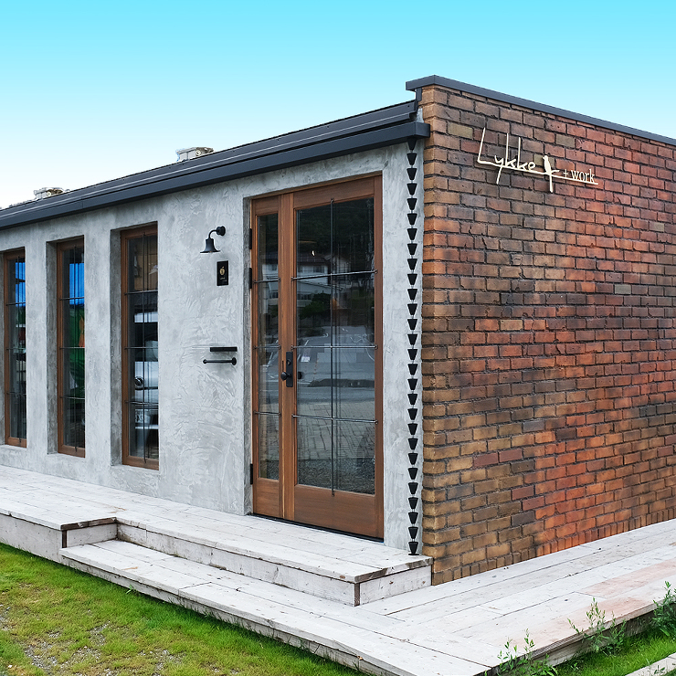 店舗　木製玄関ドア　WORKS　施工実例