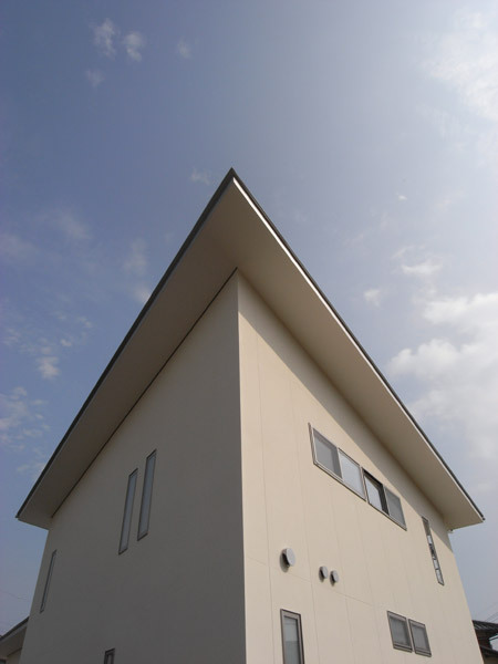三角の家　竣工しました。 | 株式会社S...