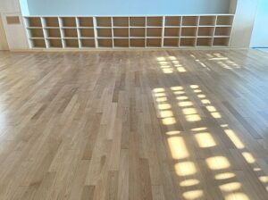 施工事例ブログ更新「マンションの床にフロ...