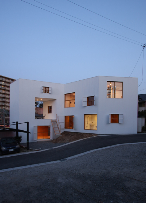 「透明な地形」 南川祐輝建築事務所