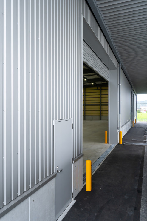 Ｈ-logistic warehouse...