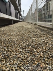 砂利敷き