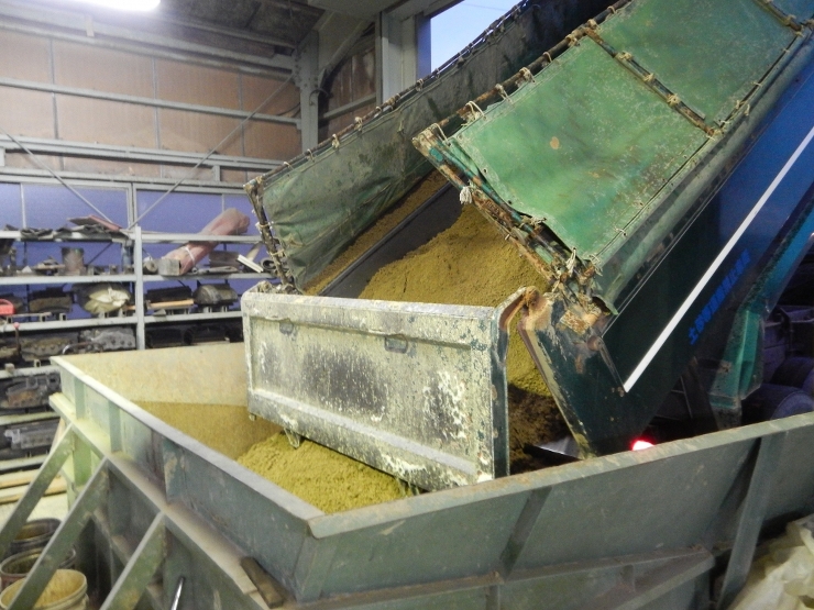 事業内容 | 有限会社 保海瓦工業/和瓦...