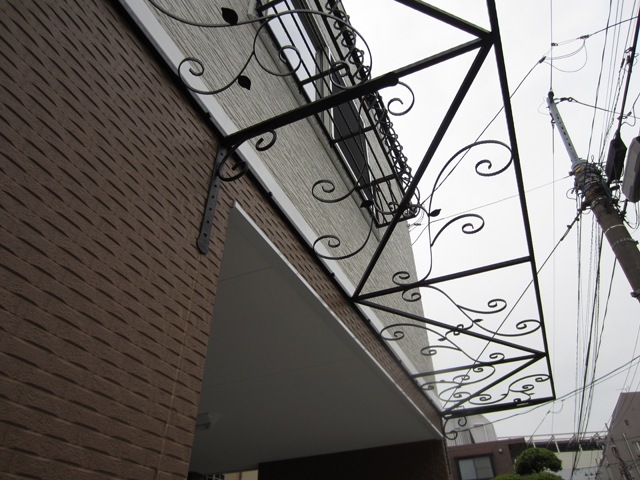 ロートアイアンの施工例 ｜ 花台や面格子...