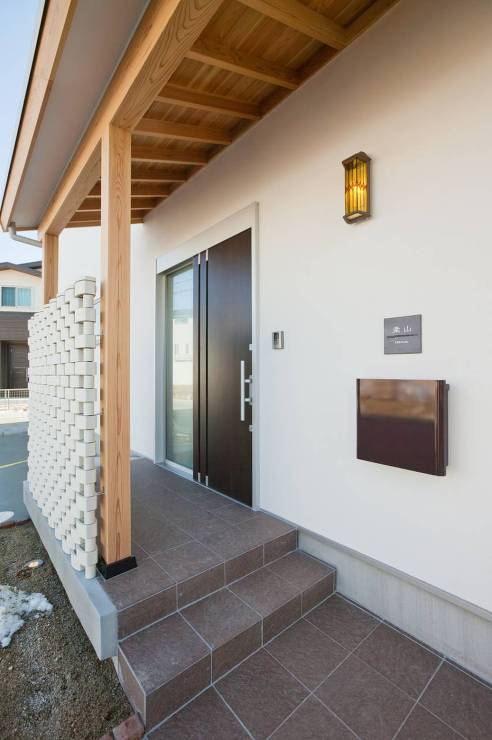 丘の上の漆喰の家 | 常滑市を中心に自然...