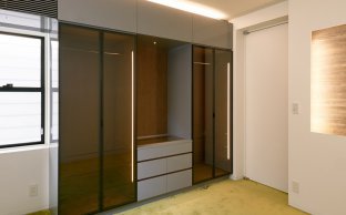 ベットルーム　クローゼット