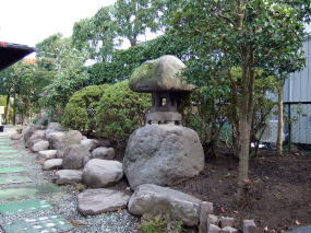 和風庭園施工例7(古灯篭のある庭)山形市...