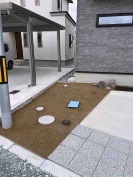 坪庭施工例１３(苔が美しいデザインハウス...