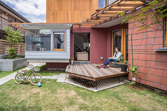 中庭　A house in the house tree | Eureka 