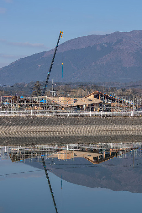 Eureka|エウレカ_建築工事中_奈義町多世代交流広場　屋根の連なり