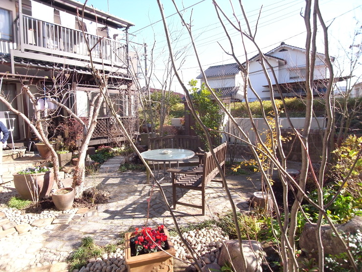 敷地に合わせて樹木をセレクト。再構成され...