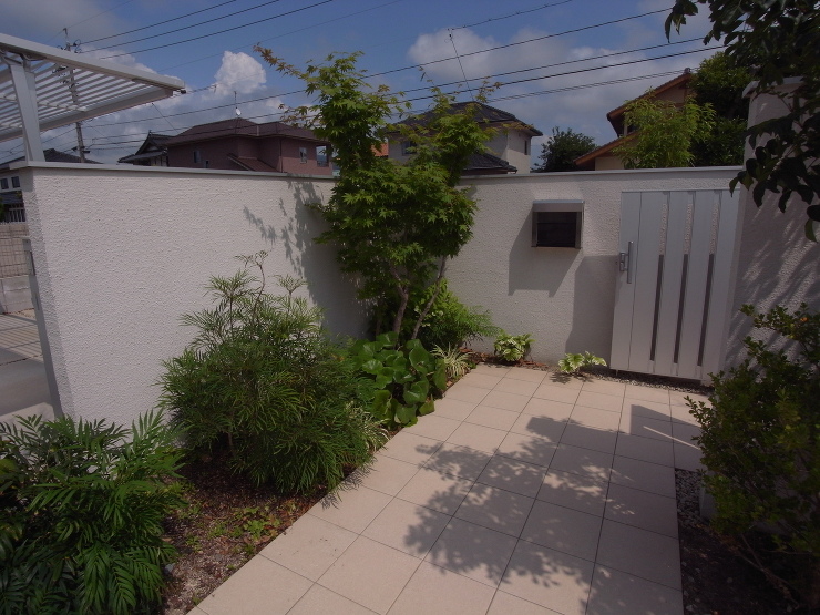 広いお庭を家族で楽しめるお庭に　島根県江...