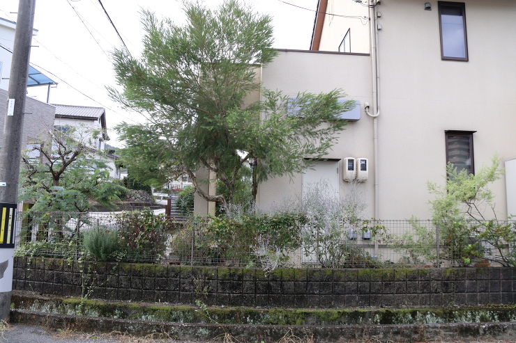 玄関周りファサード一新　広島市安佐南区|...