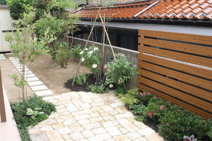 アルミの板で目隠し　広島市安佐南区|広島...