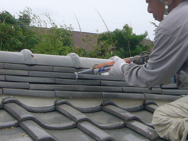 屋根の漆喰補修　浜松市北区 Ｋ様邸 | ...