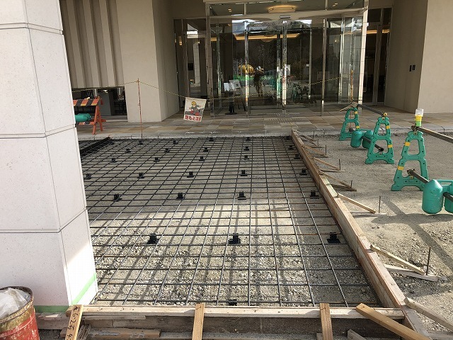 玄関土間 デザインコンクリート仕上げ　浜...