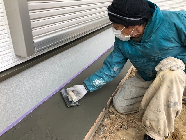 犬走りのモルタル金ゴテ仕上げ　浜松市浜北...