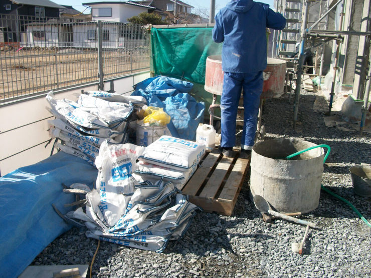 外壁ラスモル?塗付けジョリパット仕上げ　...