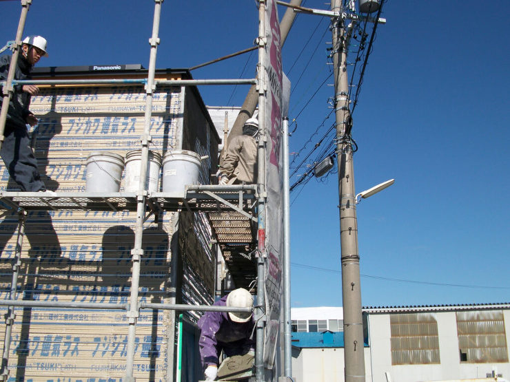 外壁ラスモル?塗付けジョリパット仕上げ　...