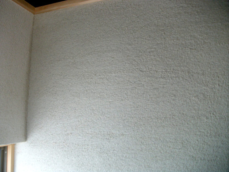 天竜壁と砂漆喰スタイロ引き摺り仕上げ　袋...