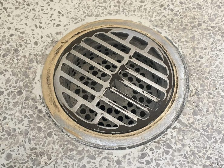 小学校の手洗い場 人造研ぎ出し仕上げ補修...