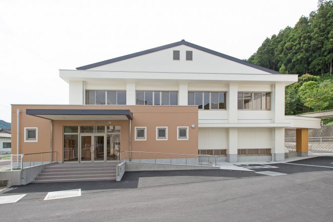 教育・研究施設 | 鳳建築設計事務所