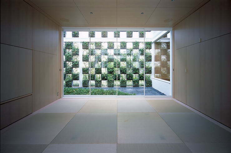 Maison E - Shigeru B...