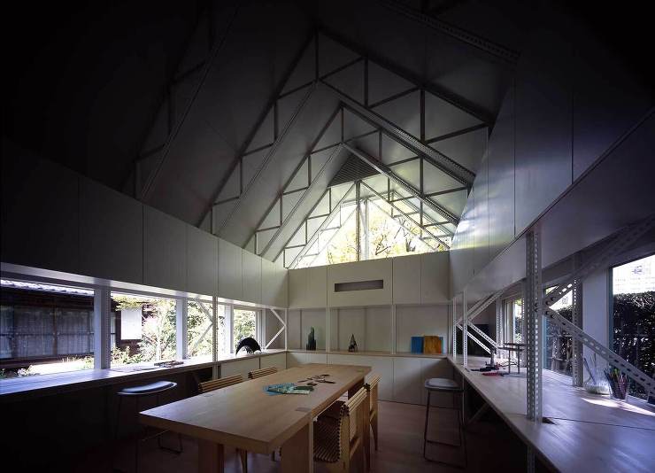 Atelier for a Glass ...