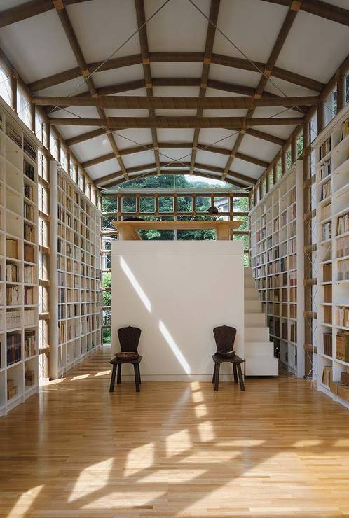 Library of a poet - ...