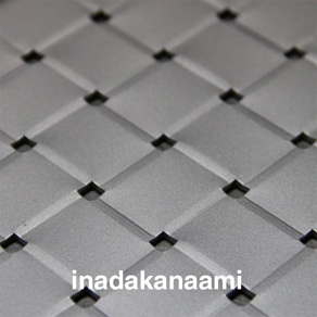 左パネルを斜めから見た画像