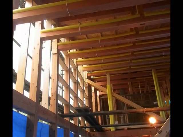 武蔵増戸のR屋根の家