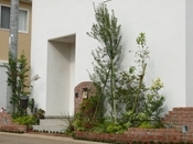 さいたま市北区I邸　レンガ塀のエクステリアと照明