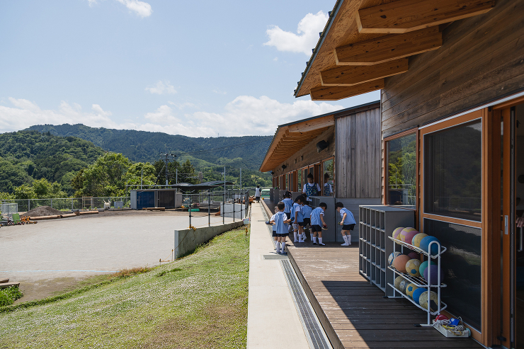 津久井ヶ丘幼稚園 - naf archi...