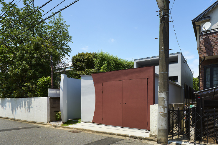 Wall Ajar House - na...