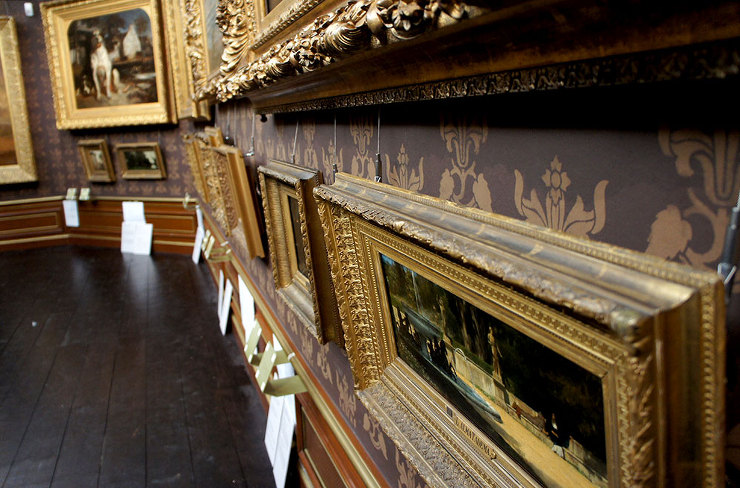 オランダ国立メスダッハ美術館｜納入先｜ピ...