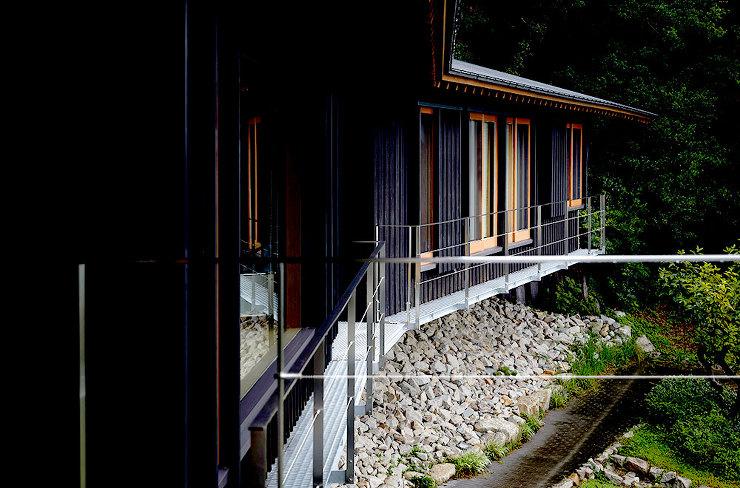 M氏邸｜納入先｜ピクチャーレール、絵画展...