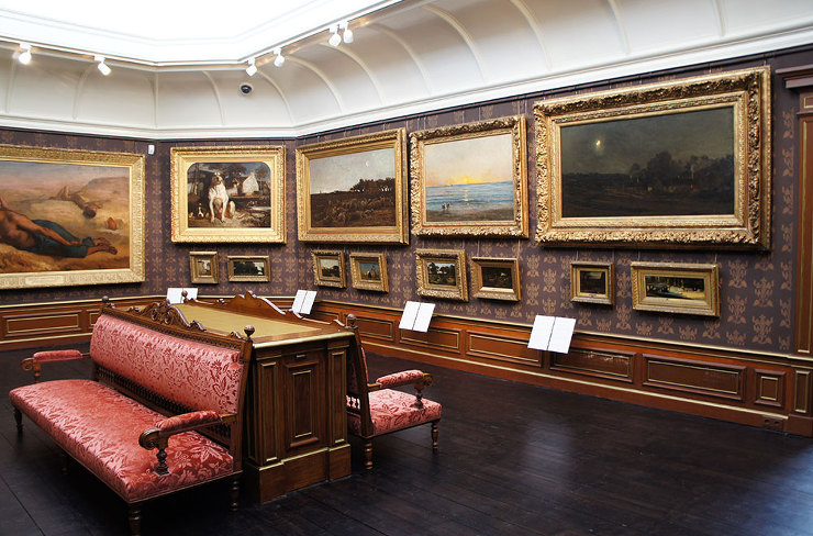 オランダ国立メスダッハ美術館｜納入先｜ピ...