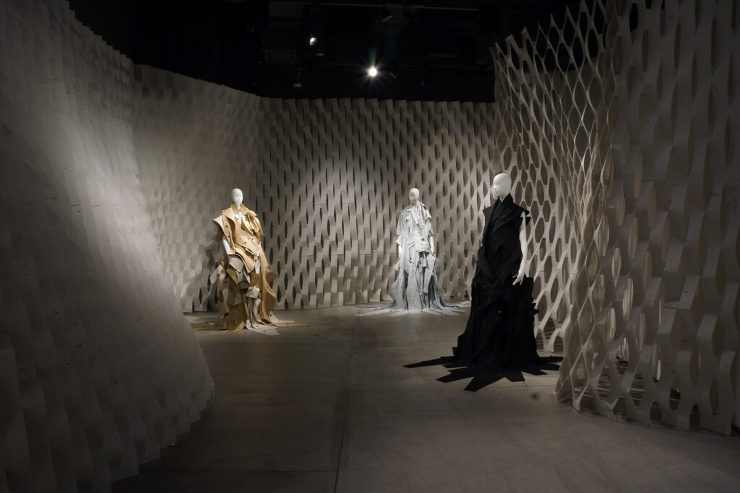 Special Exhibition “Analogy of Couture ? Constructing Garment / Knitting Architecture” | © IMT / KuRoKo inc.