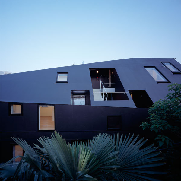 2009 | 千葉学建築計画事務所 CH...