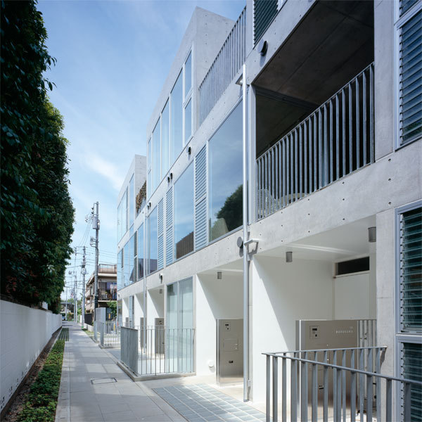 2009 | 千葉学建築計画事務所 CH...