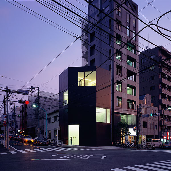 2006 | 千葉学建築計画事務所 CH...