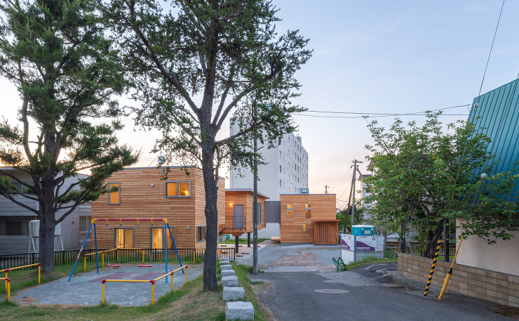 札幌の兼用住宅の竣工写真をWORKSにア...