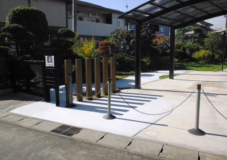 郡山市　リフォーム外構駐車場　カーポート　アプローチ　門まわり　門扉　門柱