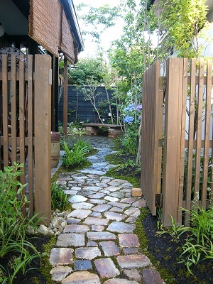 伊丹市Y邸 北摂 庭づくり 雑木と野草｜...