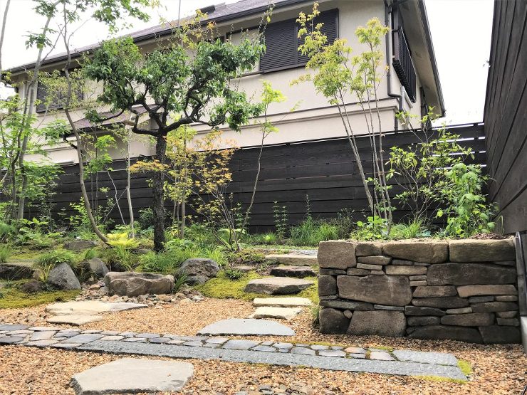 吹田市N邸 北摂 庭づくり 雑木と野草｜...