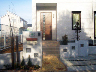 龍ヶ崎市の外構と庭　施工例 | ガーデン...
