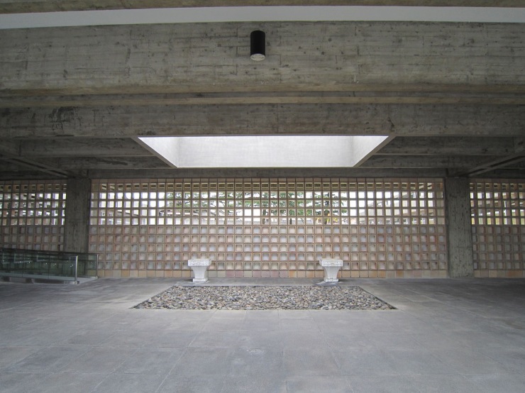 Sumi Memorial Hall(R...