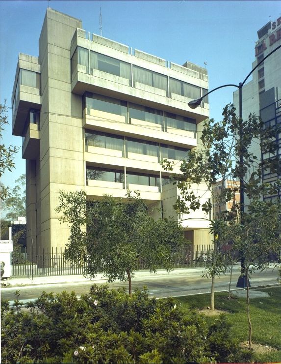 Japanese Embassy in ...